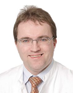 Das Bild zeigt Prof. Dr. Augustin, Hamburg (IVDP).