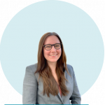 Das Bild zeigt die Werkstudentin Jessica Baumgartner.